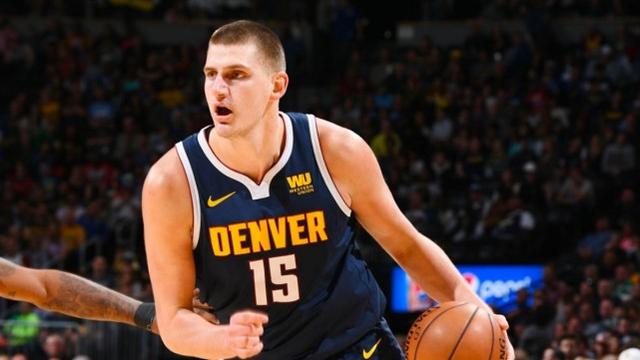 表现斩获金 表现斩获金