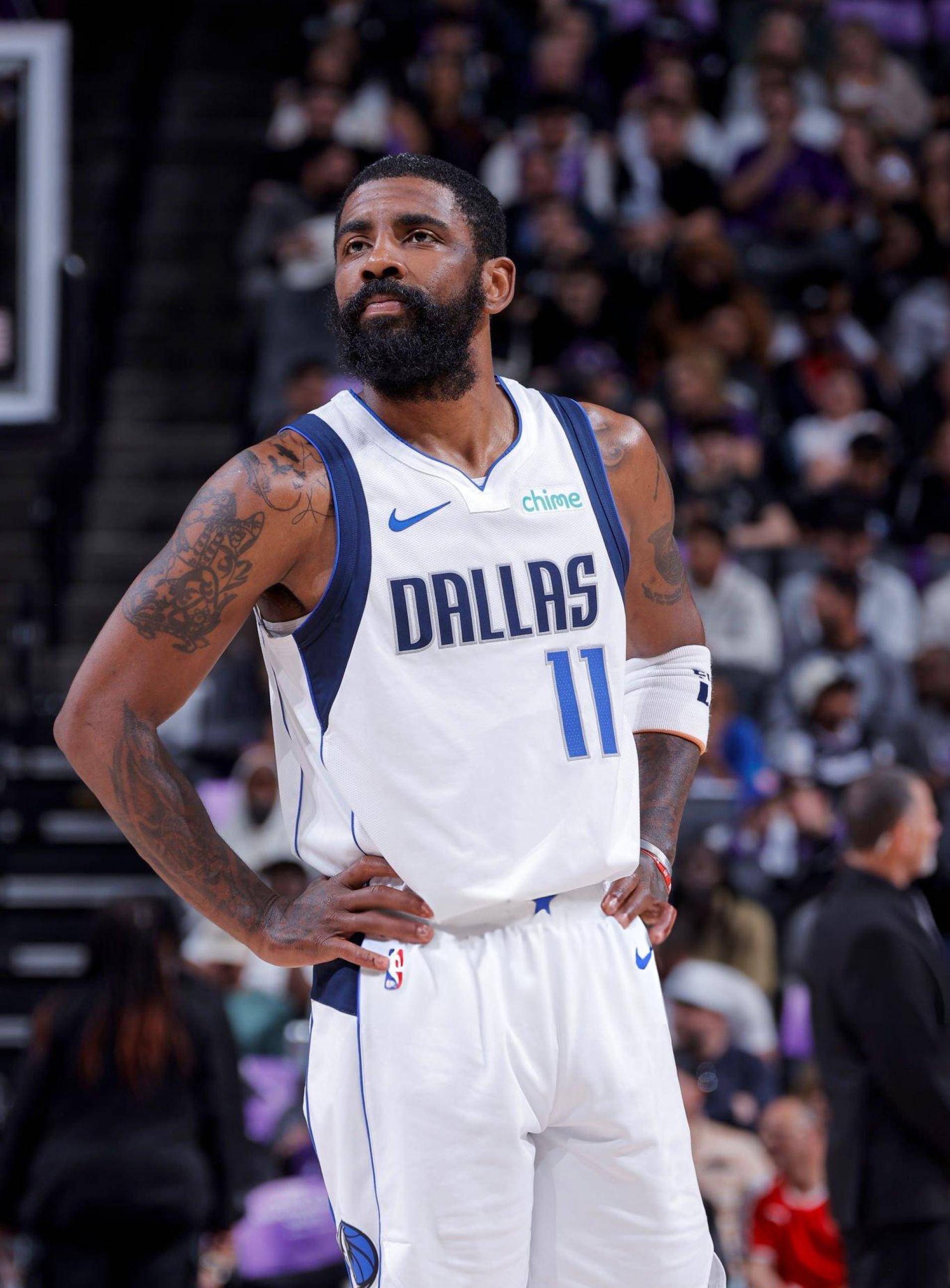 位沉稳的老 位沉稳的老