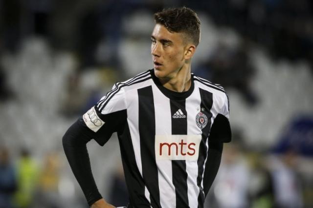 球迷对比赛 球迷对比赛