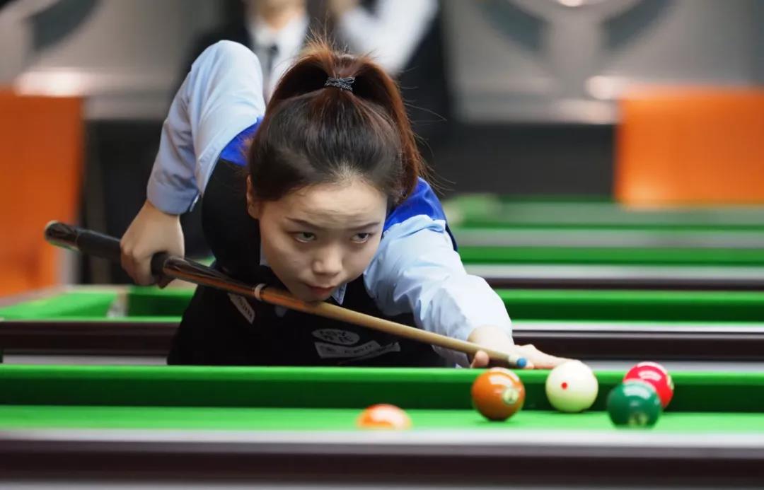 在篮球比赛 在篮球比赛